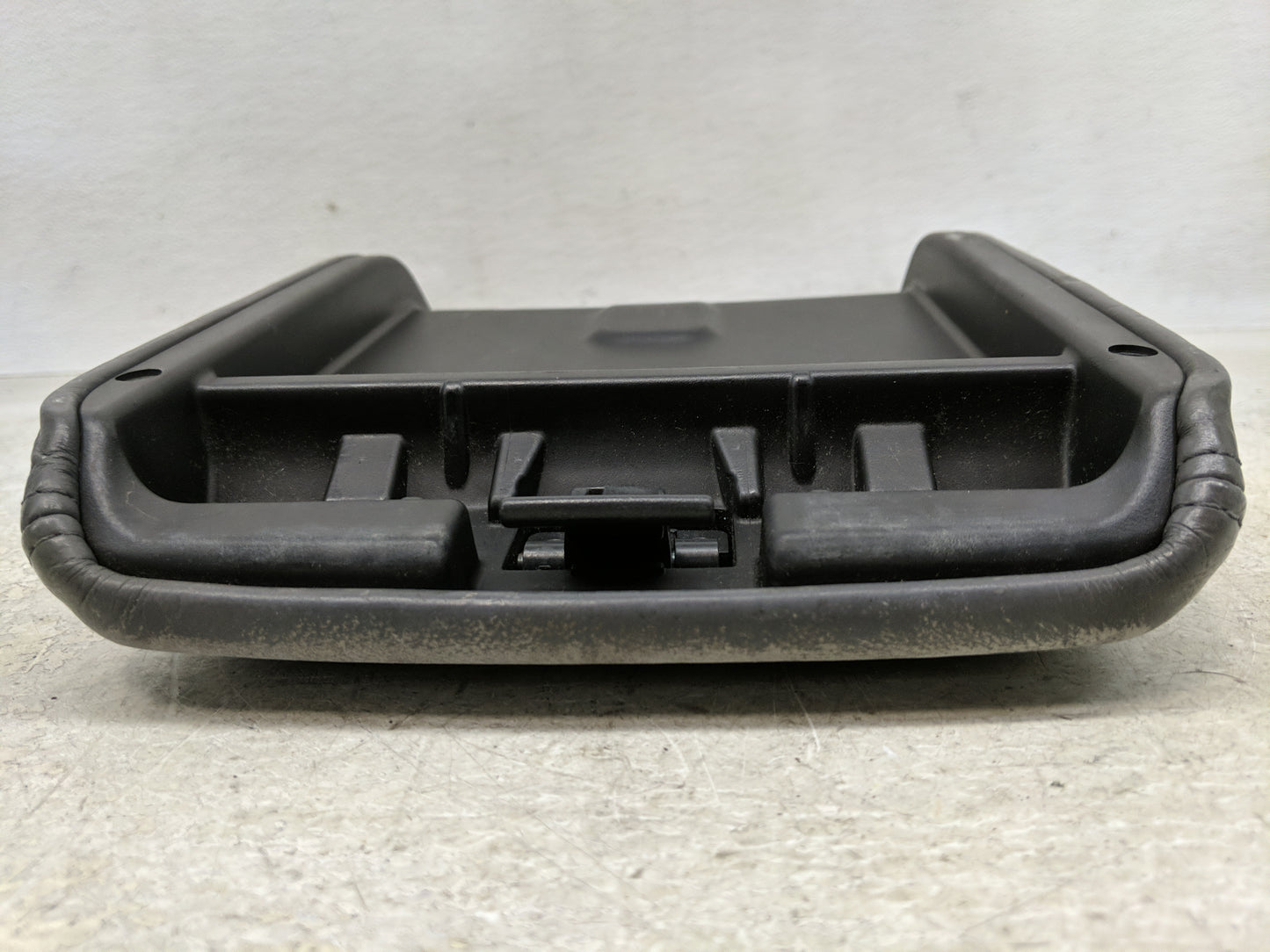 2005 Honda Pilot Pilot Center Console Armrest Cover Lid Fits Fits 1999 2000 2001 2002 2003 2004 2006 2007 2008 OEM Used Auto
