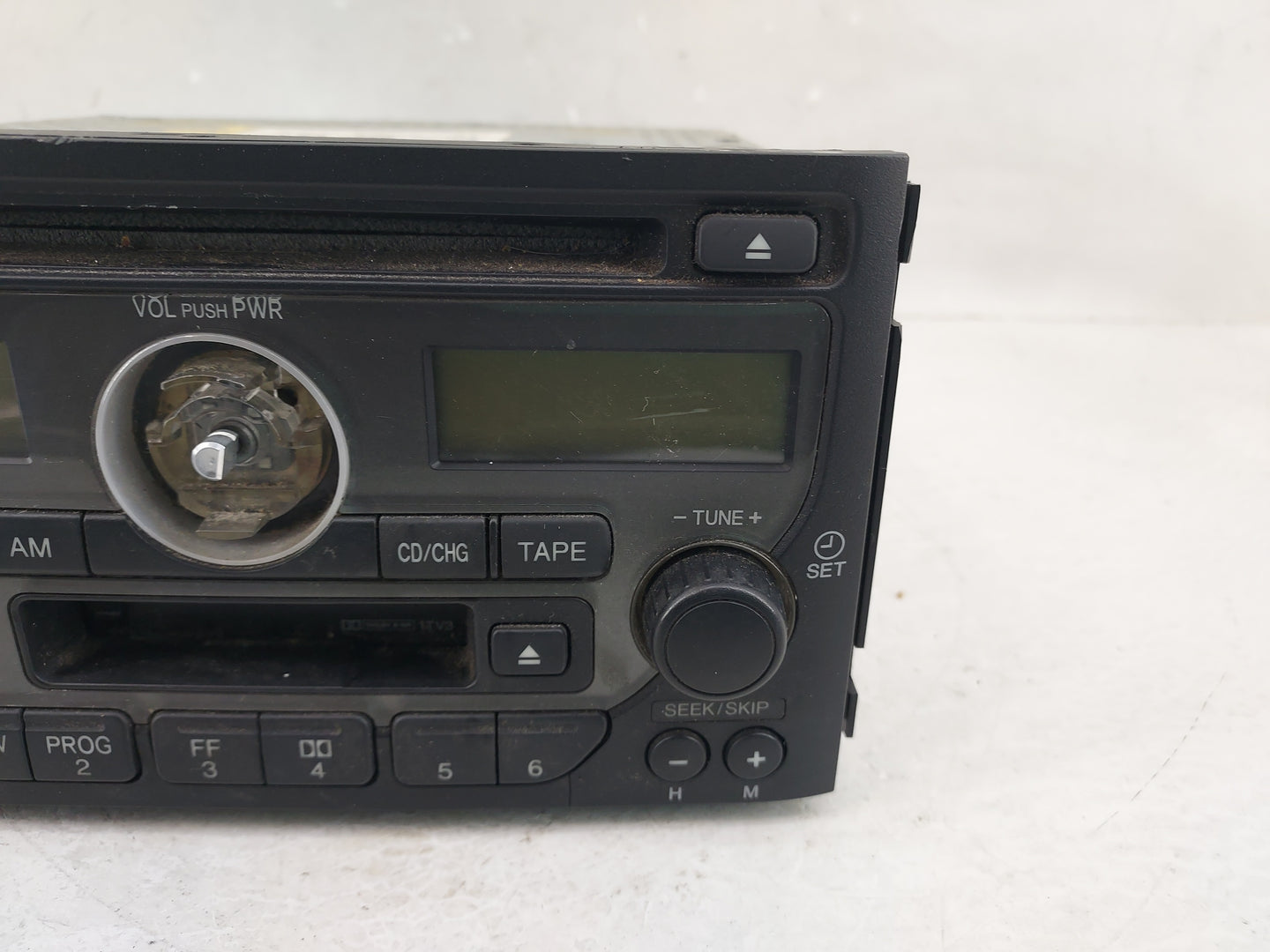 2005 Honda Pilot Pilot Radio AM FM Cd Player Receiver Replacement Fits Fits 2003 2004 OEM Used Auto Parts - Oemusedautoparts