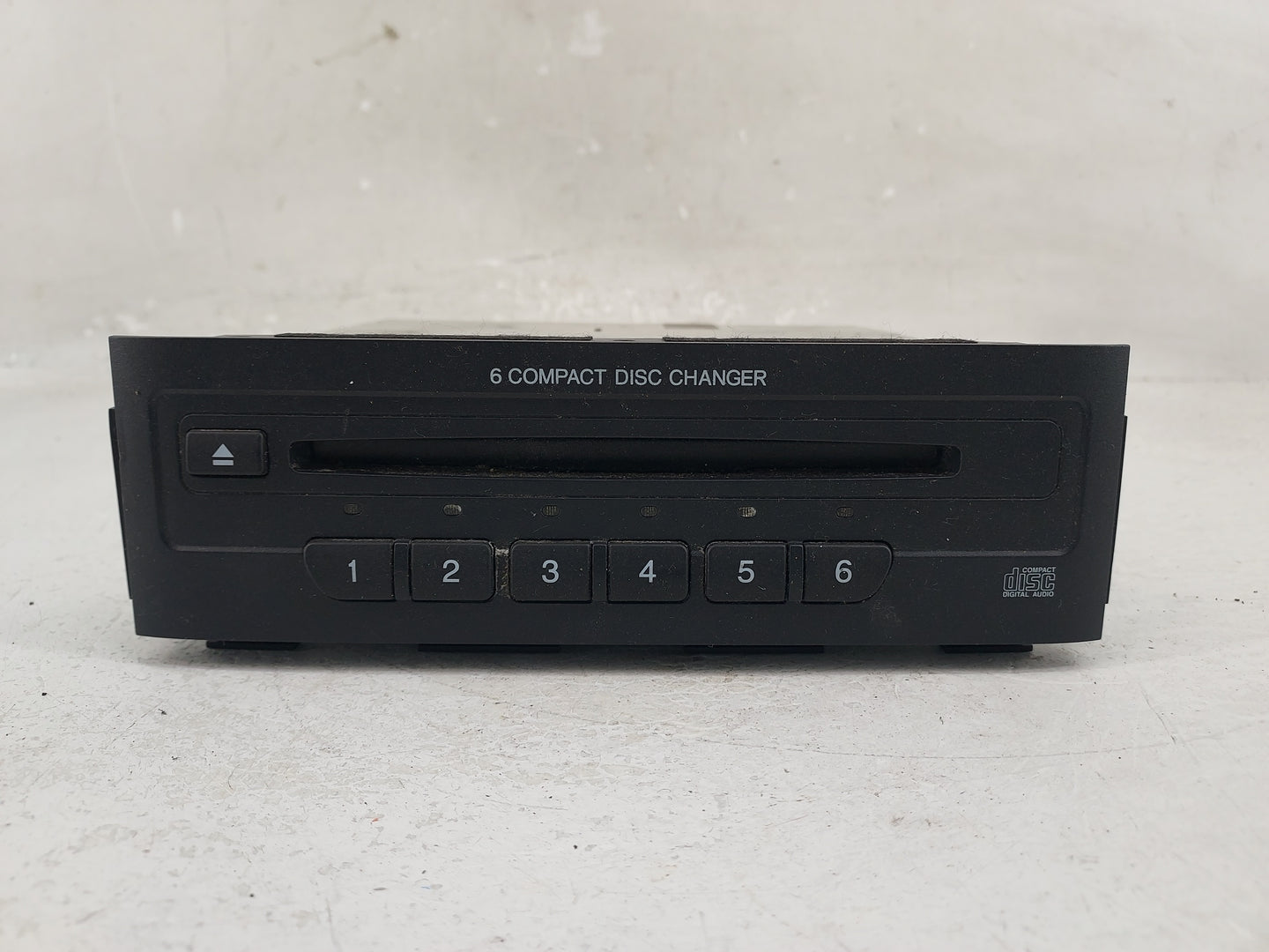 2005 Honda Pilot Pilot Radio AM FM Cd Player Receiver Replacement P/N:39110-S9V-A110-M1 Fits OEM Used Auto Parts - Oemusedau