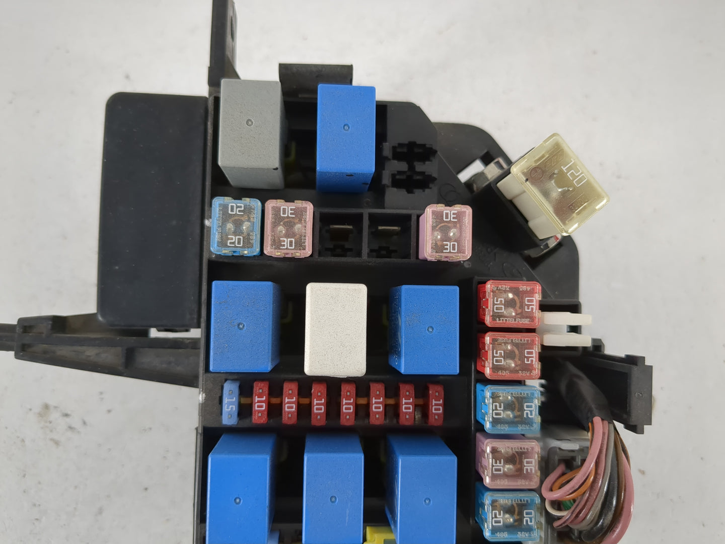 2000-2006 Hyundai Accent Fusebox Fuse Box Panel Relay Module P/N:91205 25921 Fits Fits 2000 2001 2002 2003 2004 2005 2006 OE