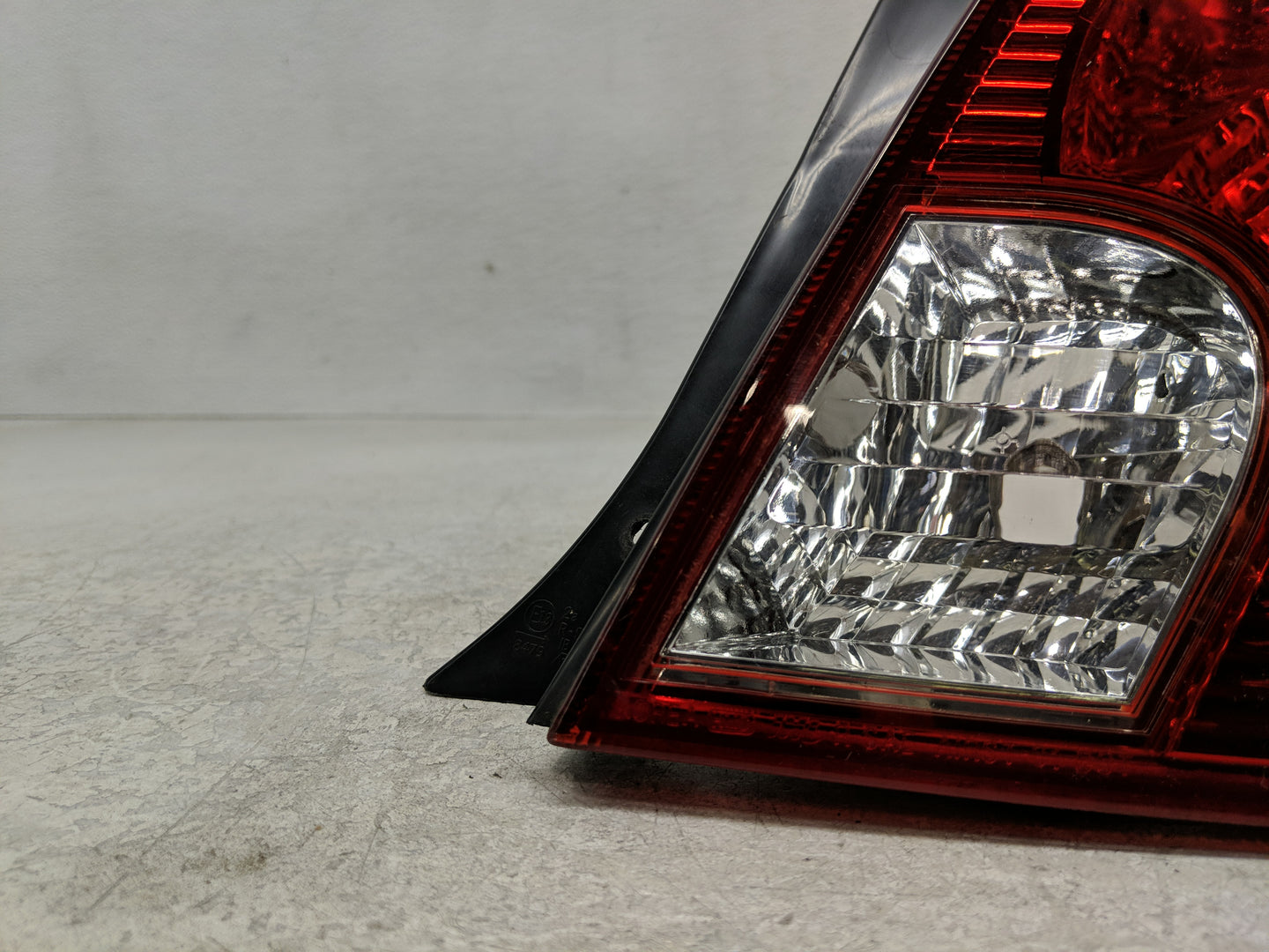 2003-2006 Hyundai Accent Tail Light Assembly Passenger Right OEM Fits Fits 2003 2004 2005 2006 OEM Used Auto Parts - Oemused