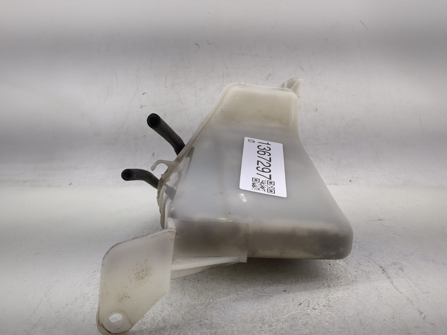 2000-2006 Hyundai Accent Windshield Washer Fluid Reservoir Bottle Oem - Oemusedautoparts1.com