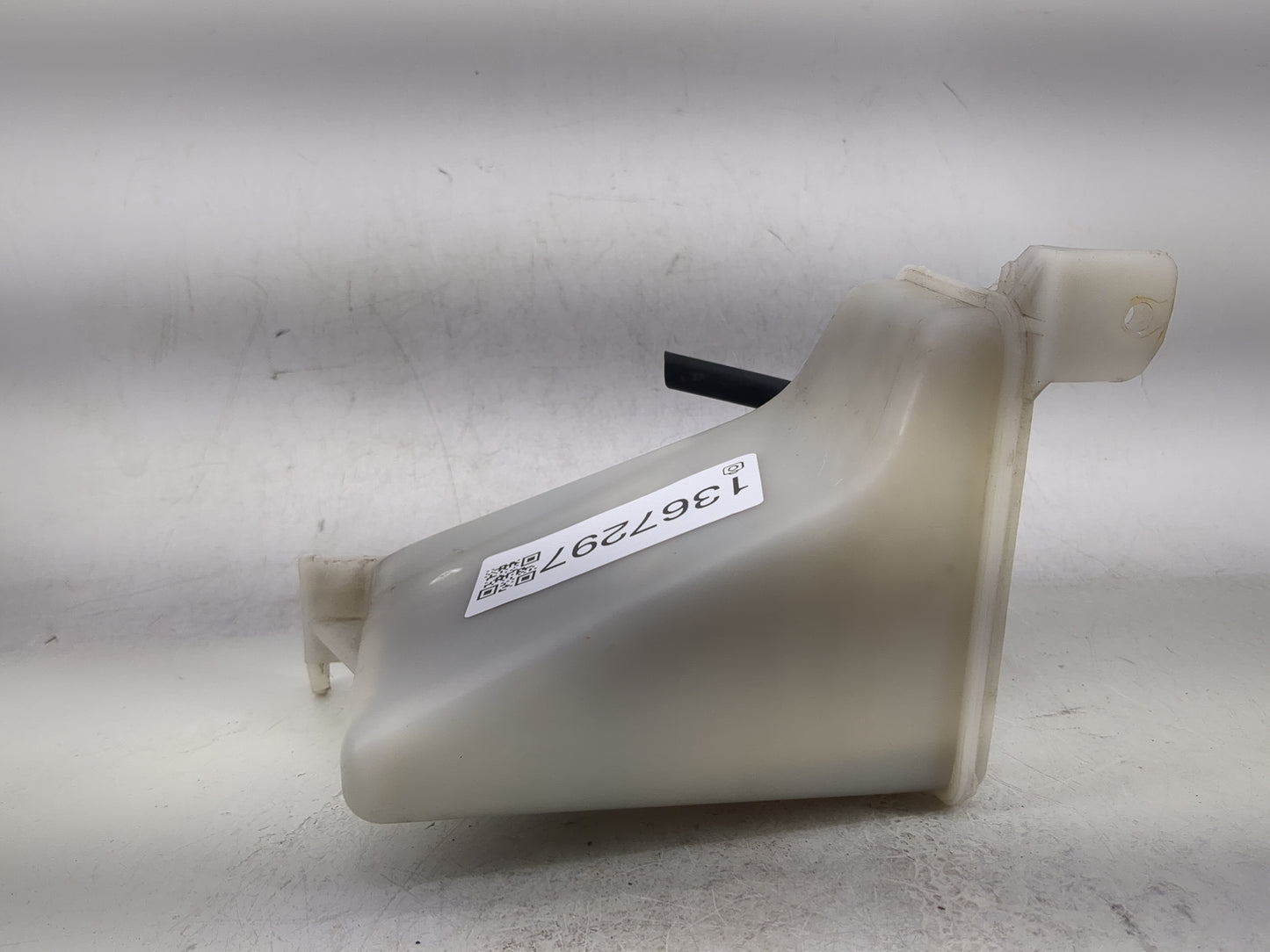 2000-2006 Hyundai Accent Windshield Washer Fluid Reservoir Bottle Oem - Oemusedautoparts1.com