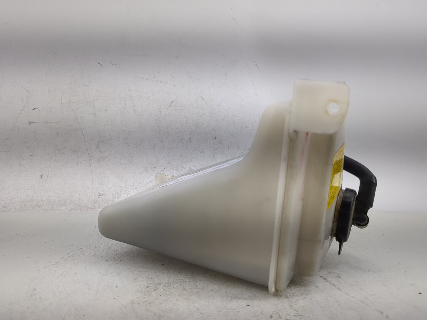 2000-2006 Hyundai Accent Windshield Washer Fluid Reservoir Bottle Oem - Oemusedautoparts1.com