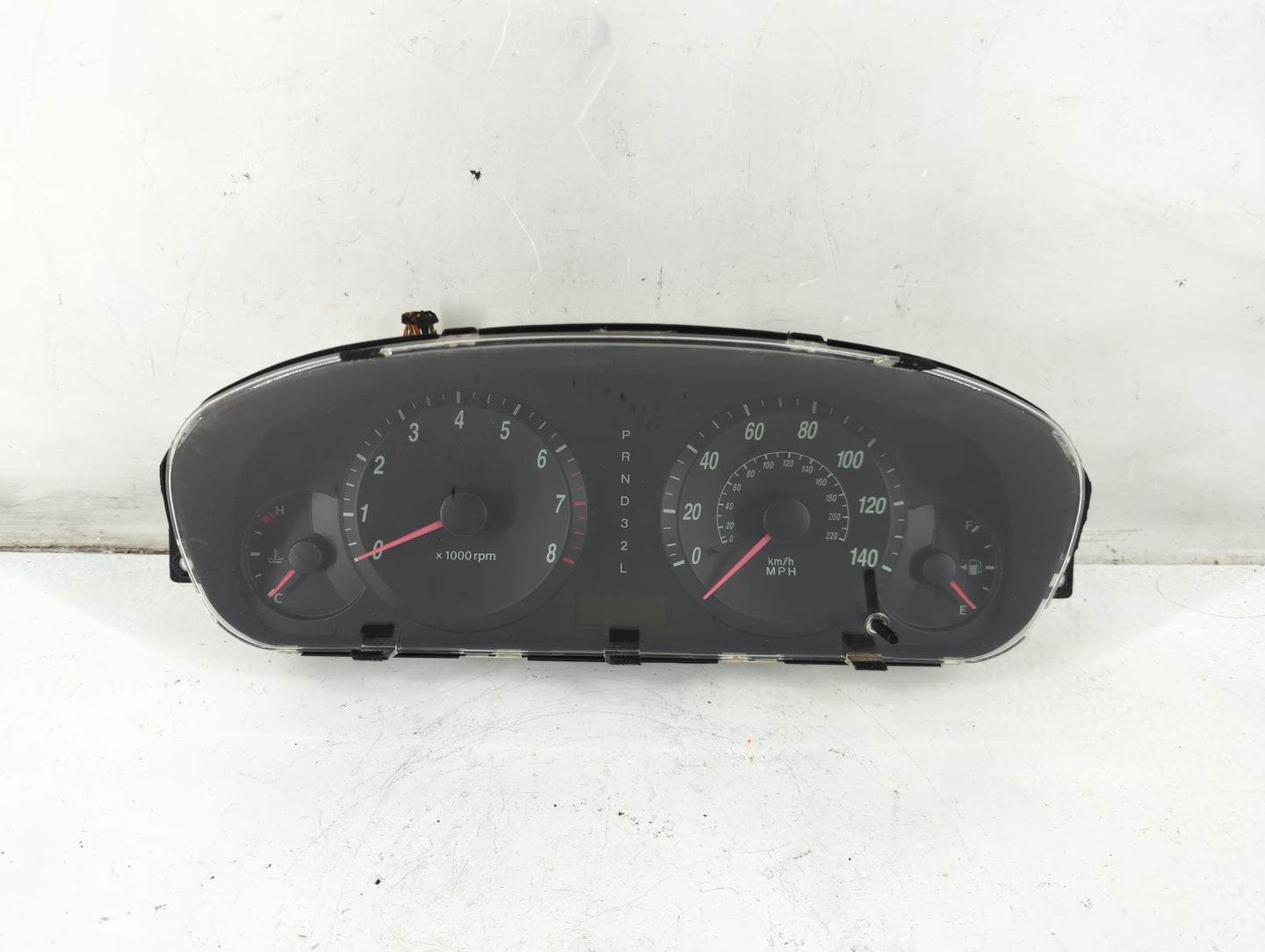 2004-2006 Hyundai Elantra Instrument Cluster Speedometer Gauges P/N:94004-2D030 Fits Fits 2004 2005 2006 OEM Used Auto Parts