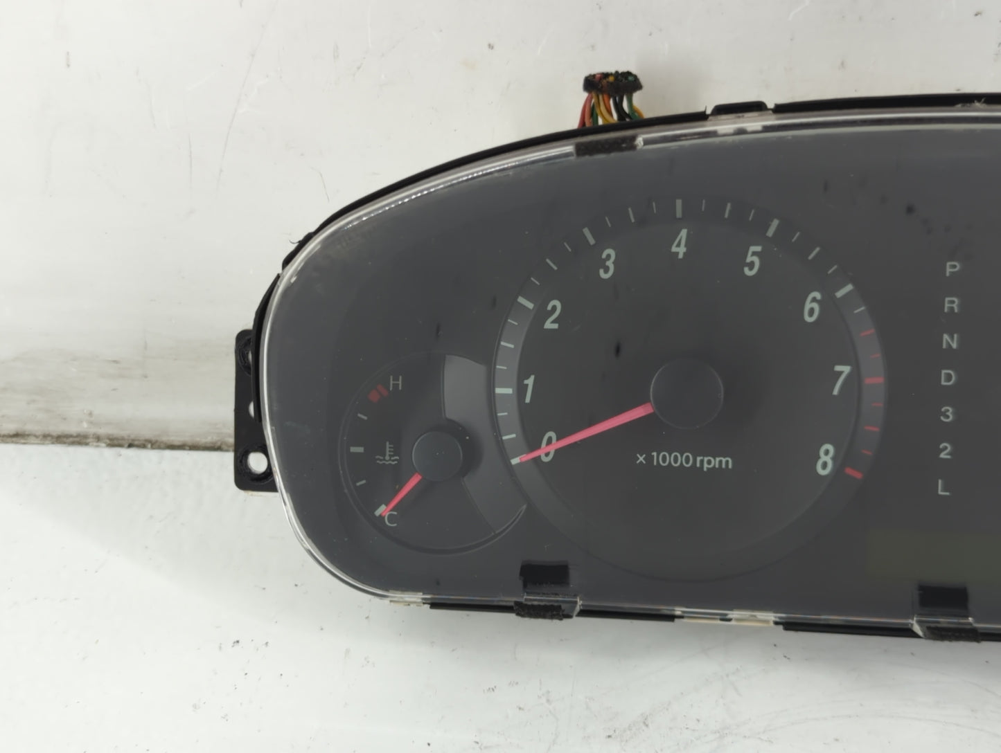 2004-2006 Hyundai Elantra Instrument Cluster Speedometer Gauges P/N:94004-2D030 Fits Fits 2004 2005 2006 OEM Used Auto Parts