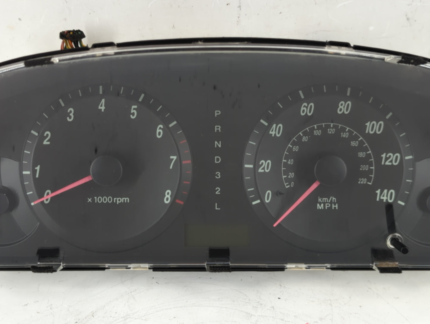 2004-2006 Hyundai Elantra Instrument Cluster Speedometer Gauges P/N:94004-2D030 Fits Fits 2004 2005 2006 OEM Used Auto Parts