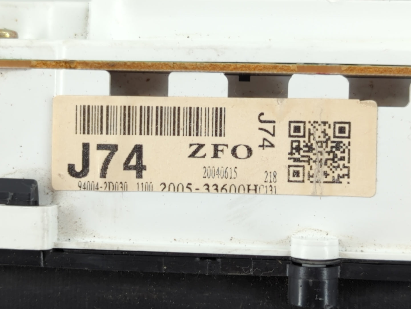 2004-2006 Hyundai Elantra Instrument Cluster Speedometer Gauges P/N:94004-2D030 Fits Fits 2004 2005 2006 OEM Used Auto Parts