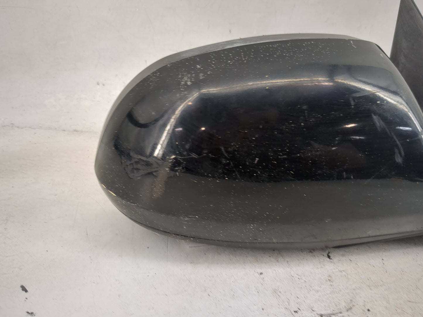 2001-2006 Hyundai Elantra Passenger Side View Mirror - Right Door Mirror OEM Used - Oemusedautoparts1.com