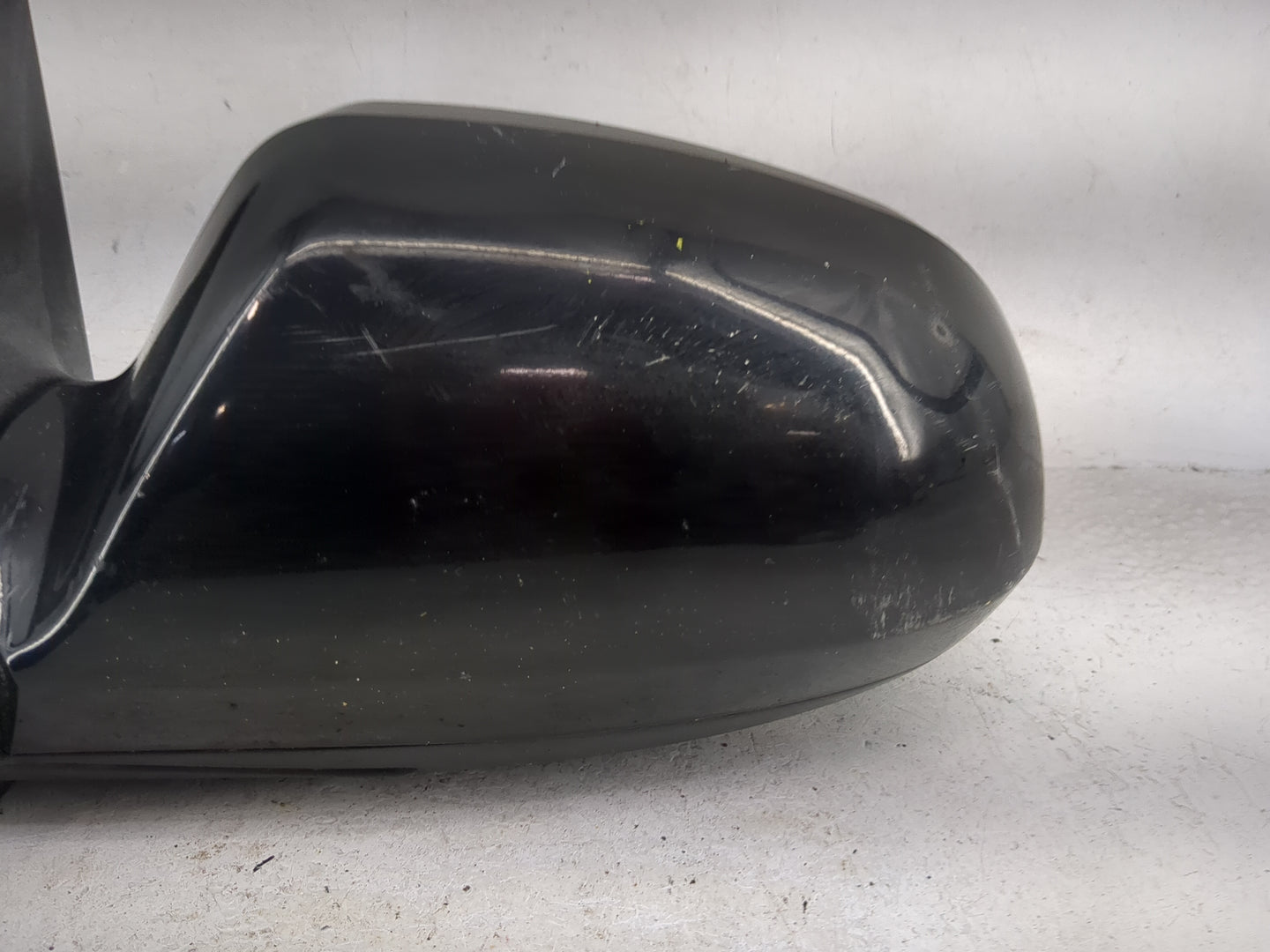 2001-2006 Hyundai Elantra Driver Side View Mirror - Left Door Mirror OEM Used - Oemusedautoparts1.com
