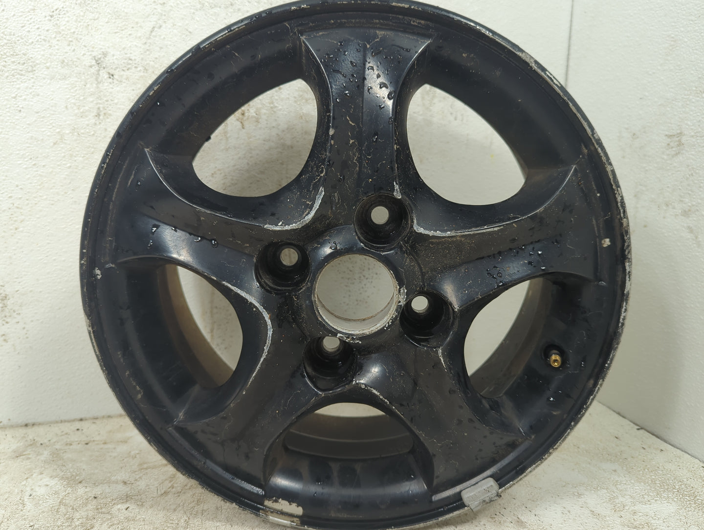 2005 Hyundai Elantra Oem Wheel Rim 5000349 - Oemusedautoparts1.com