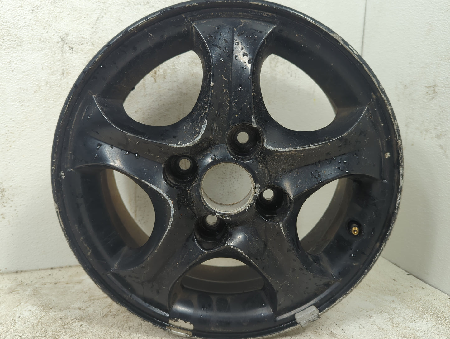 2005 Hyundai Elantra Oem Wheel Rim 5000349 - Oemusedautoparts1.com