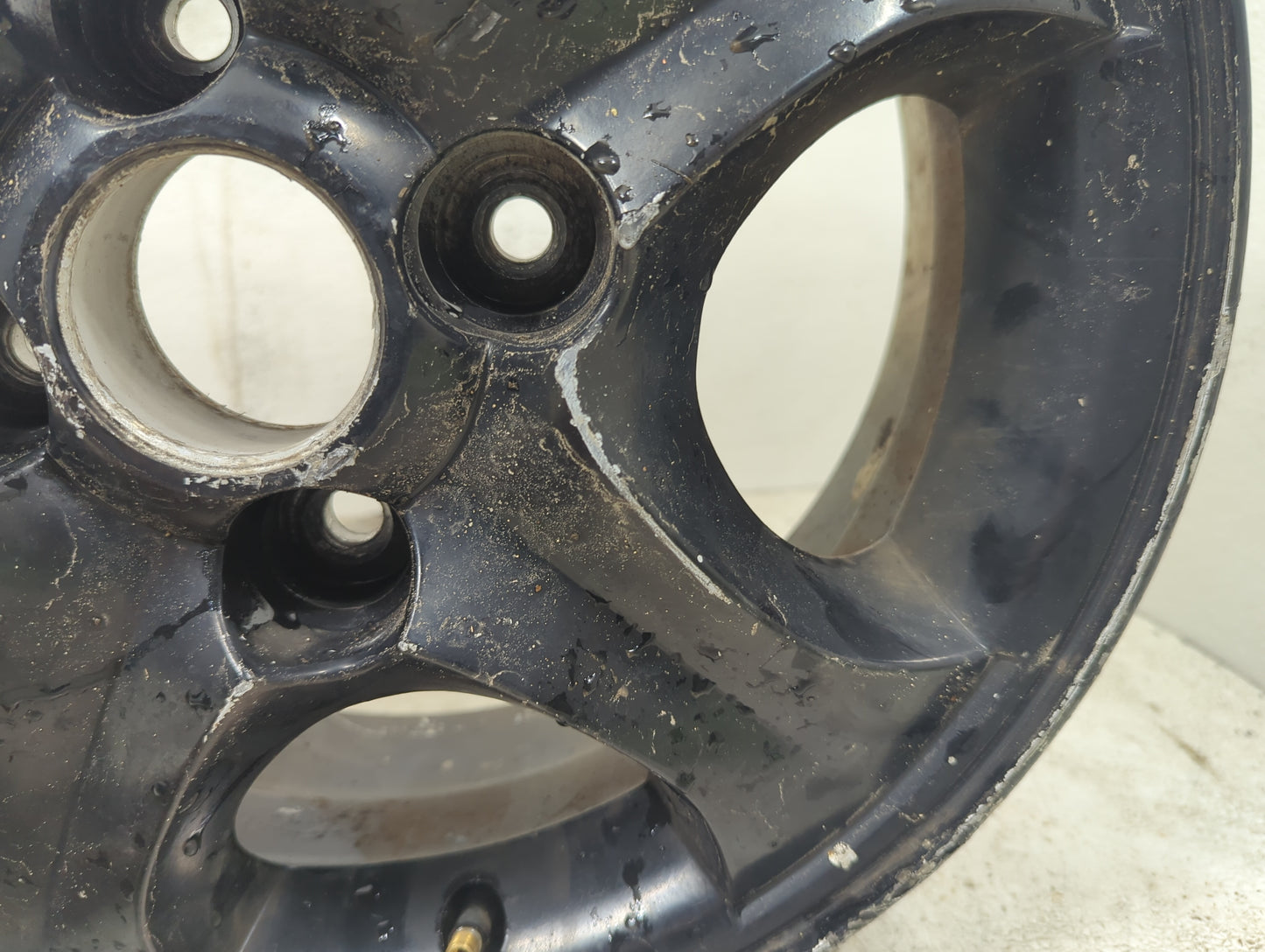 2005 Hyundai Elantra Oem Wheel Rim 5000349 - Oemusedautoparts1.com