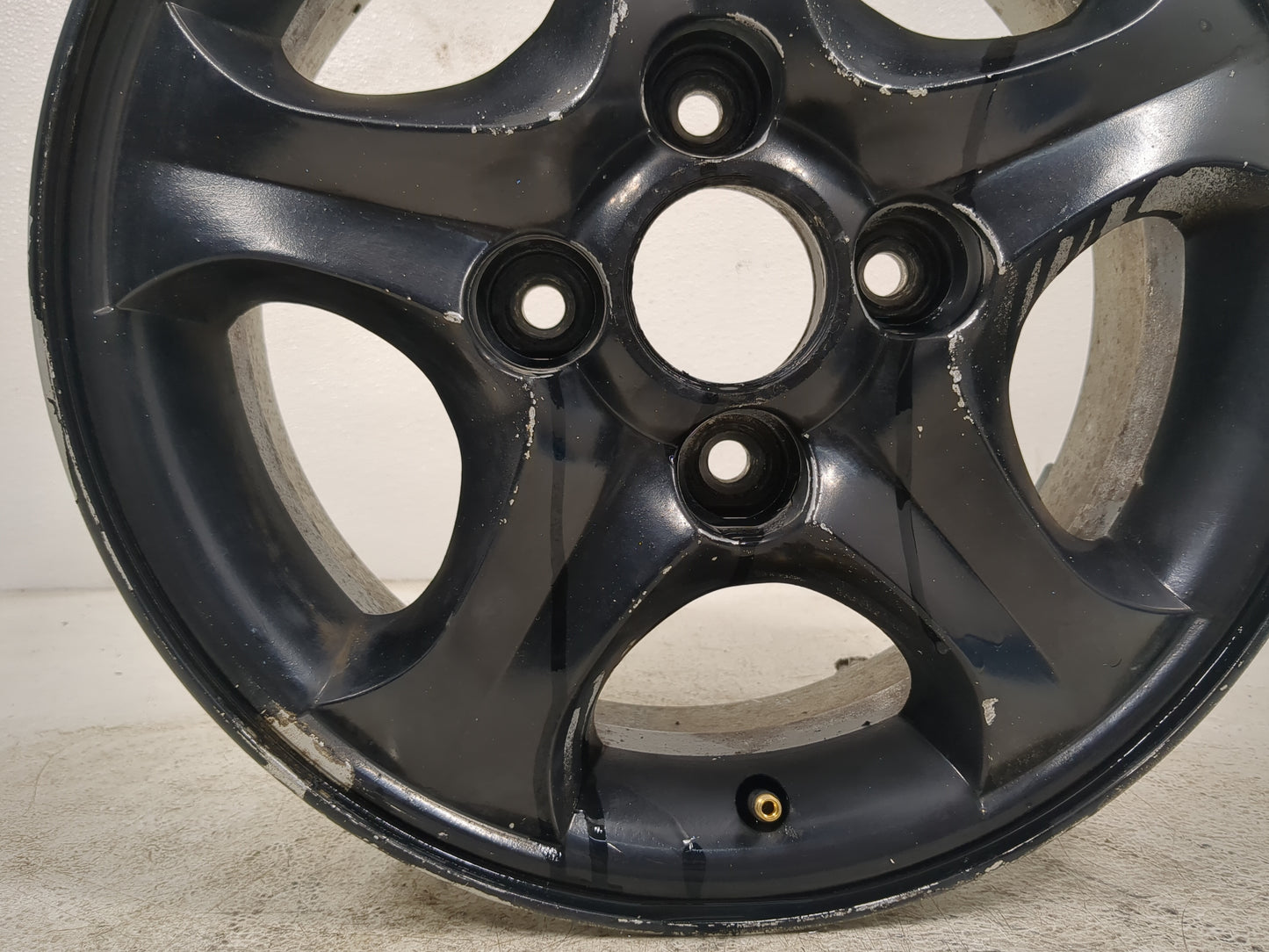 2001-2006 Hyundai Elantra Oem Wheel Rim - Oemusedautoparts1.com