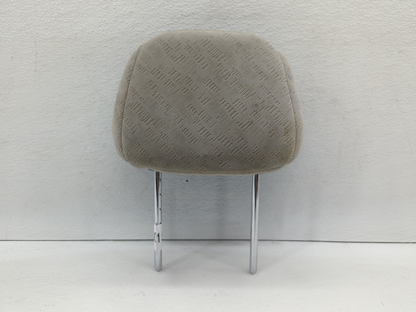 2004-2006 Hyundai Elantra Headrest Head Rest Front Driver Passenger Seat Fits Fits 2004 2005 2006 OEM Used Auto Parts - Oemu
