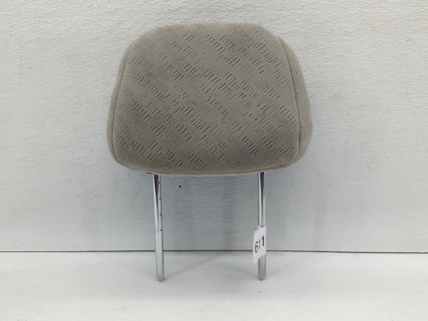 2004-2006 Hyundai Elantra Headrest Head Rest Front Driver Passenger Seat Fits Fits 2004 2005 2006 OEM Used Auto Parts - Oemu