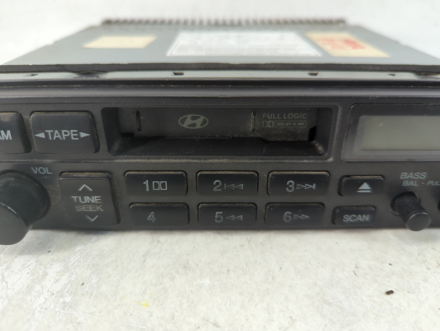 2005 Hyundai Elantra Radio AM FM Cd Player Receiver Replacement P/N:96140-2D106AX Fits OEM Used Auto Parts - Oemusedautopart