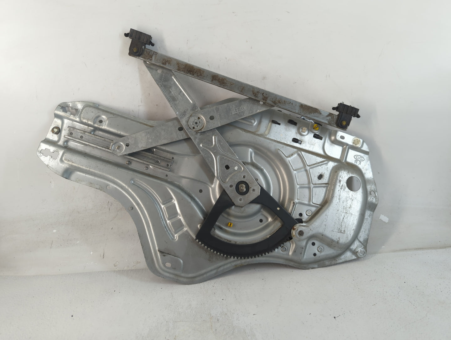 2001-2006 Hyundai Elantra Used Window Regulator Passenger Front - Oemusedautoparts1.com