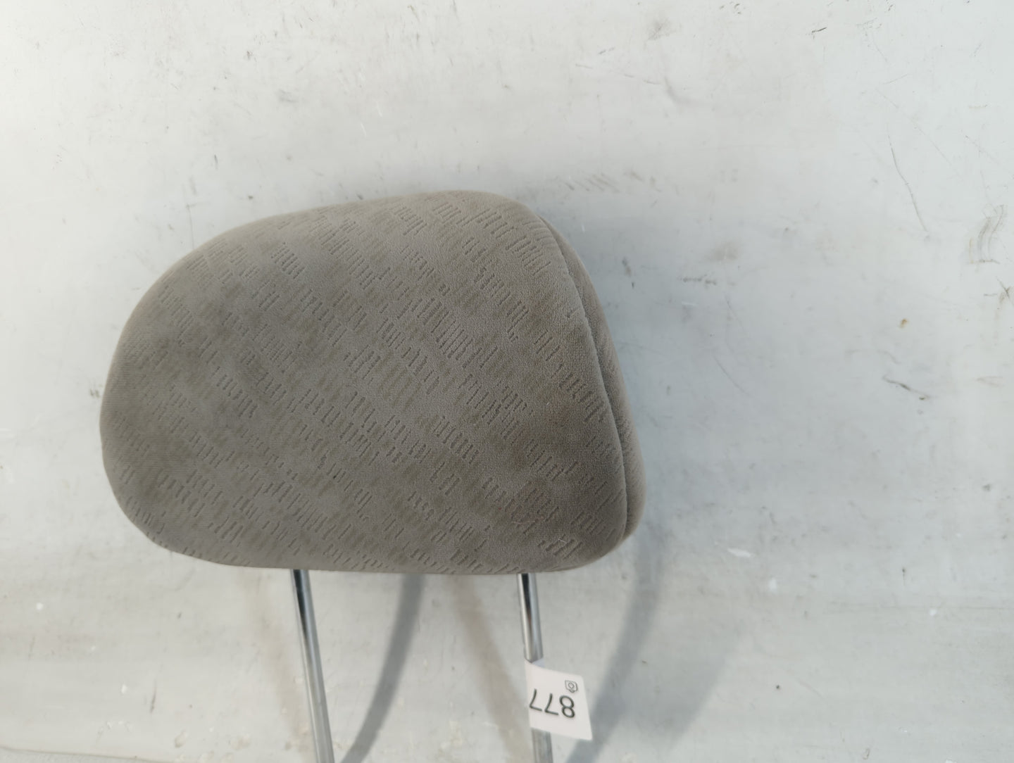 2004-2006 Hyundai Elantra Headrest Head Rest Front Driver Passenger Seat Fits Fits 2004 2005 2006 OEM Used Auto Parts - Oemu