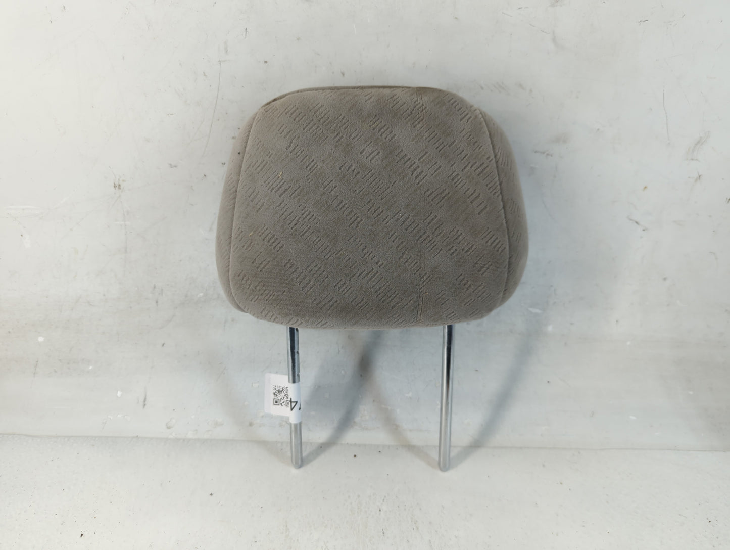 2004-2006 Hyundai Elantra Headrest Head Rest Front Driver Passenger Seat Fits Fits 2004 2005 2006 OEM Used Auto Parts - Oemu