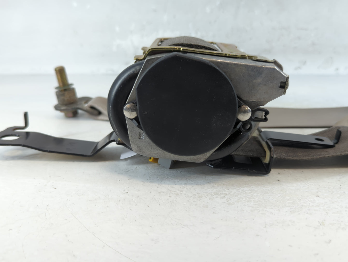 2004-2006 Hyundai Elantra Passenger Front Seatbelt Retractor - Oemusedautoparts1.com