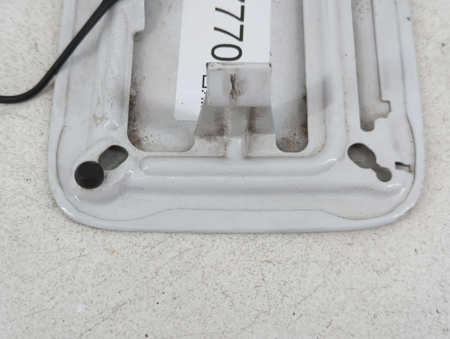 2005 Hyundai Elantra Fuel Tank Door Lid Gas Tank - Oemusedautoparts1.com