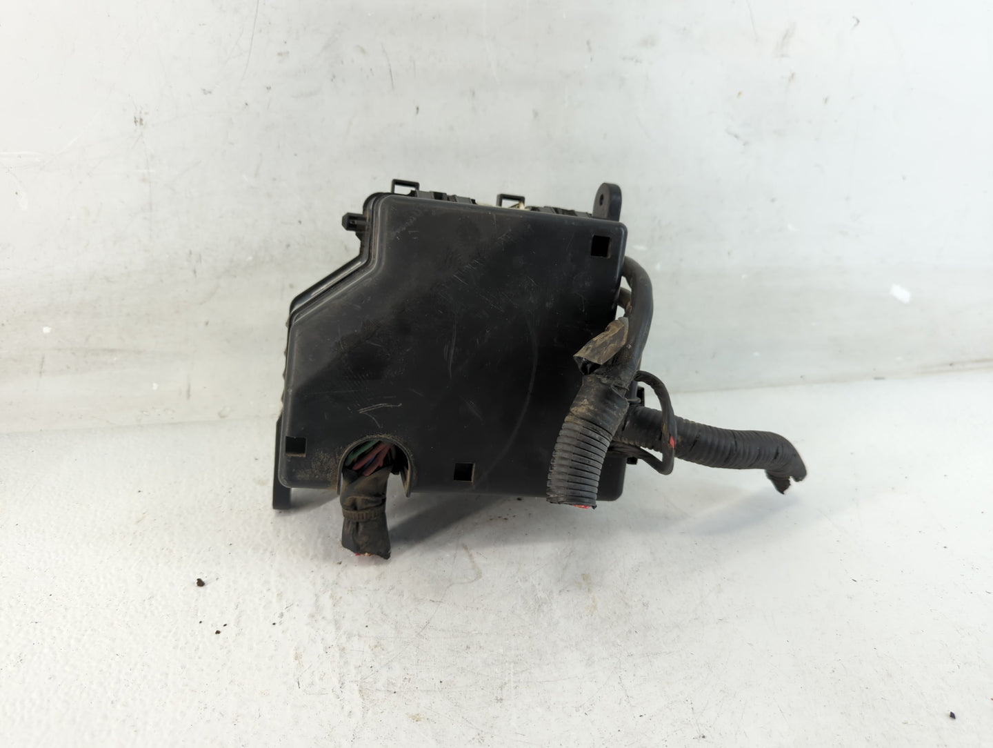 2001-2006 Hyundai Santa Fe Fusebox Fuse Box Panel Relay Module P/N:91288-26203 Fits Fits 2001 2002 2003 2004 2005 2006 OEM U