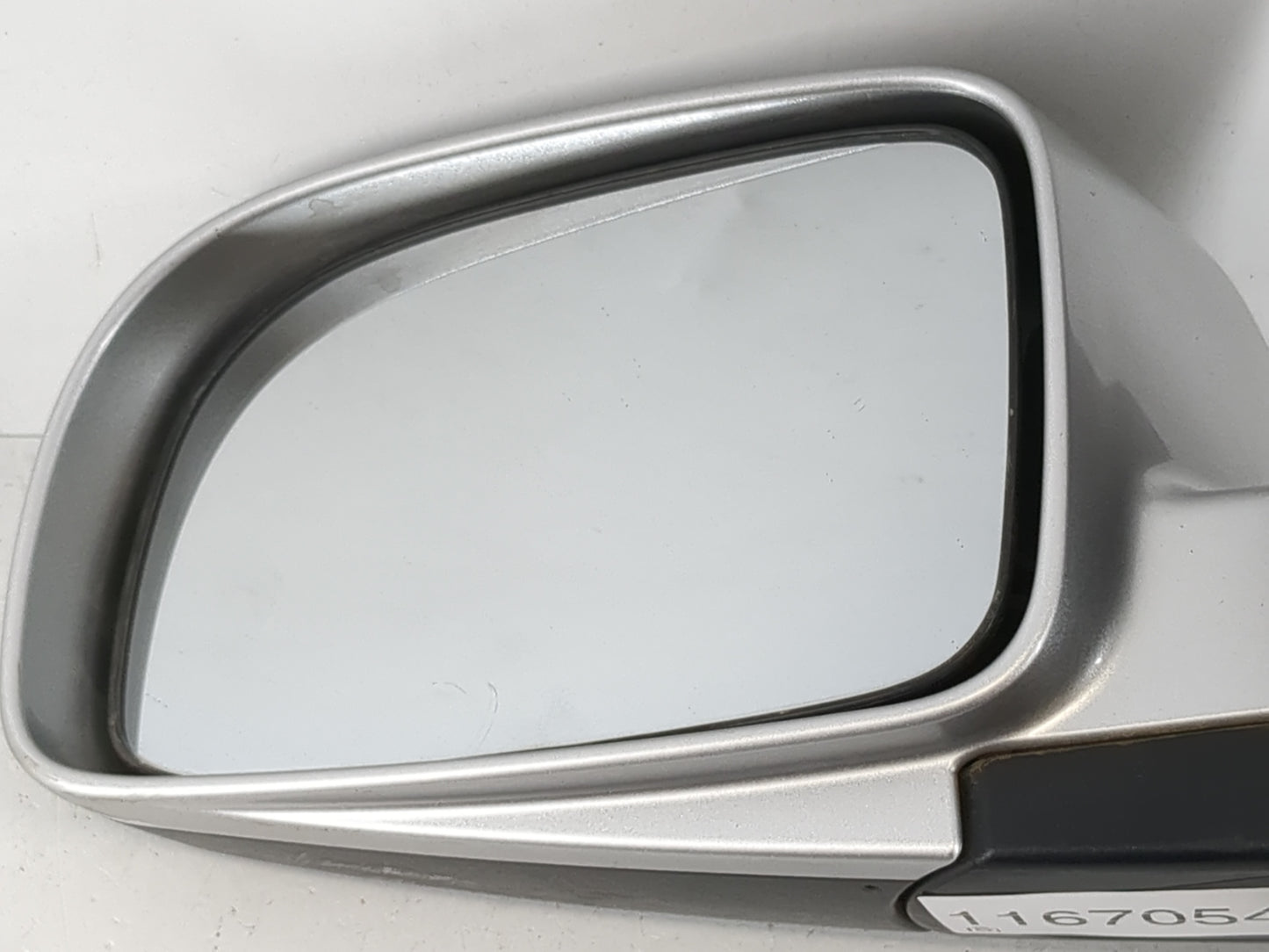 2005-2006 Hyundai Santa Fe Driver Side View Mirror - Left Door Mirror OEM Used - Oemusedautoparts1.com