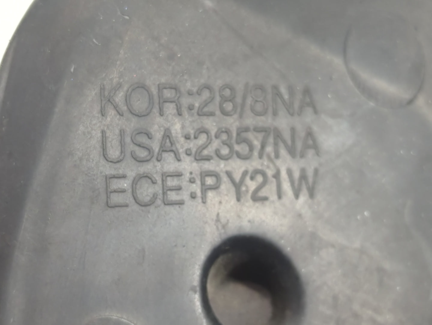 2004-2006 Hyundai Santa Fe Driver Left Oem Head Light Headlight Lamp - Oemusedautoparts1.com