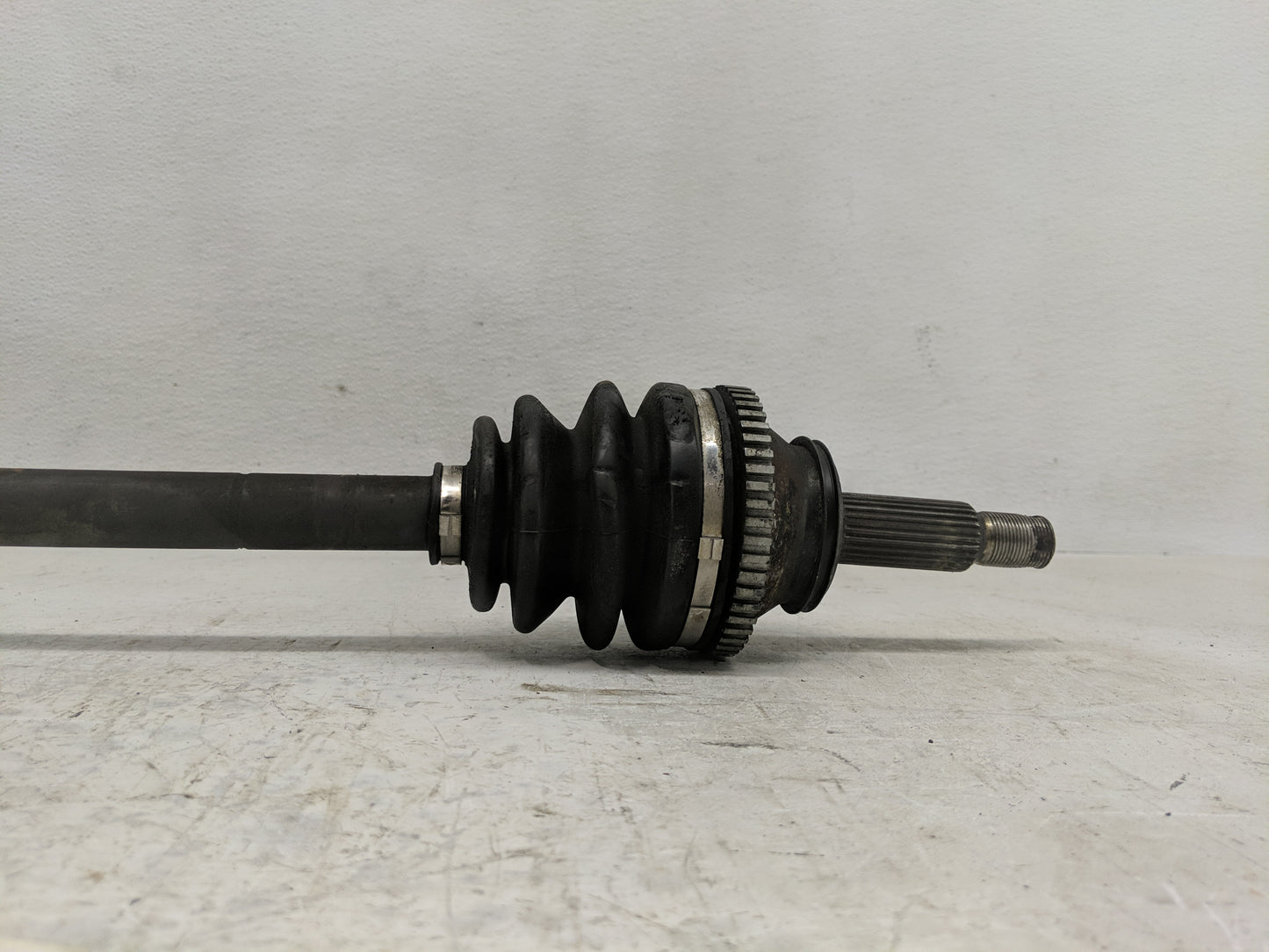 2002-2006 Hyundai Santa Fe Axle Shaft Front Driver Cv C/v - Oemusedautoparts1.com