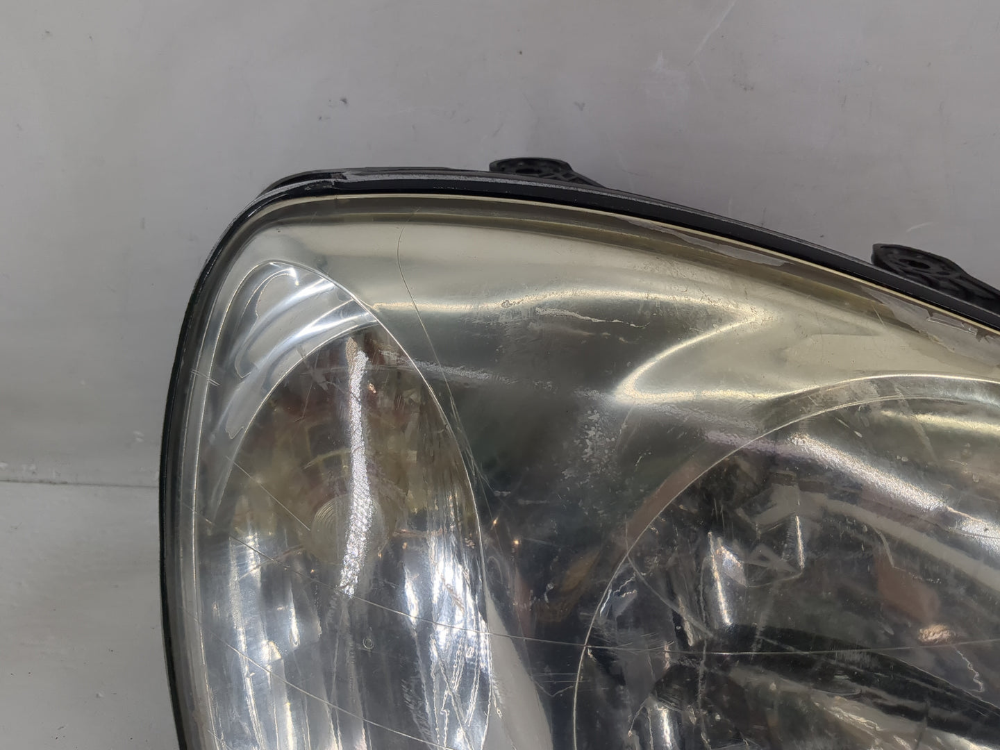 2005 Hyundai Santa Fe Passenger Right Oem Head Light Headlight Lamp - Oemusedautoparts1.com