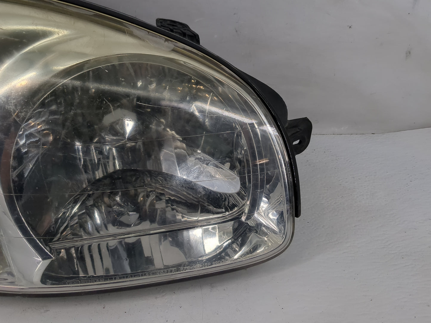 2005 Hyundai Santa Fe Passenger Right Oem Head Light Headlight Lamp - Oemusedautoparts1.com