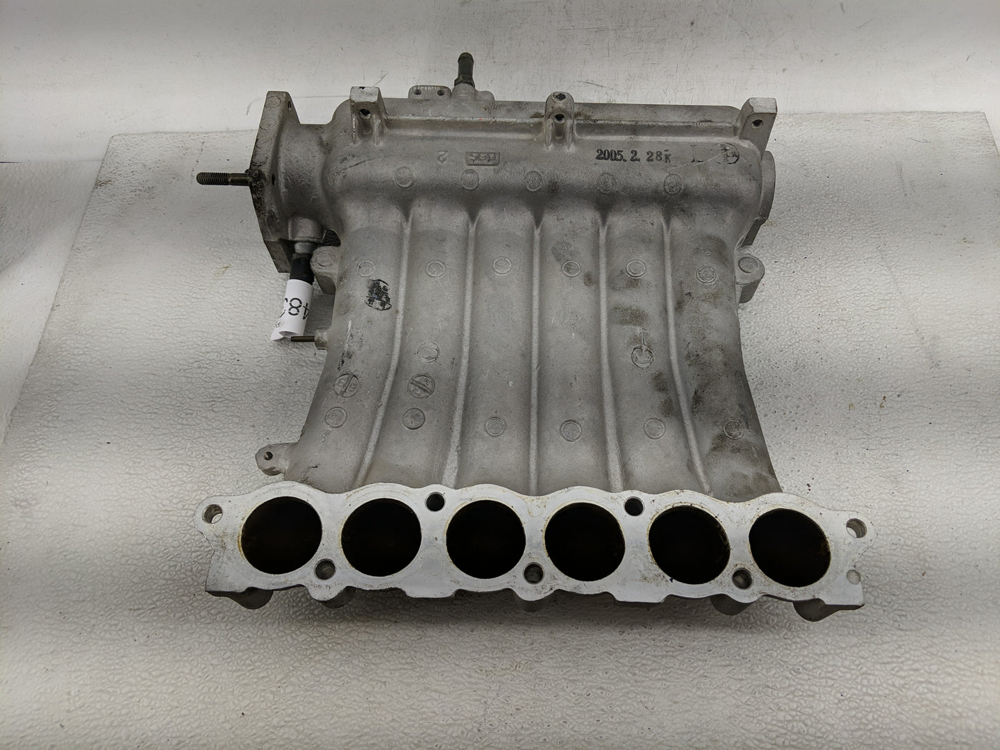 2001-2006 Hyundai Santa Fe Air Intake Manifold Fits Fits 1999 2000 2001 2002 2003 2004 2005 2006 OEM Used Auto Parts - Oemus