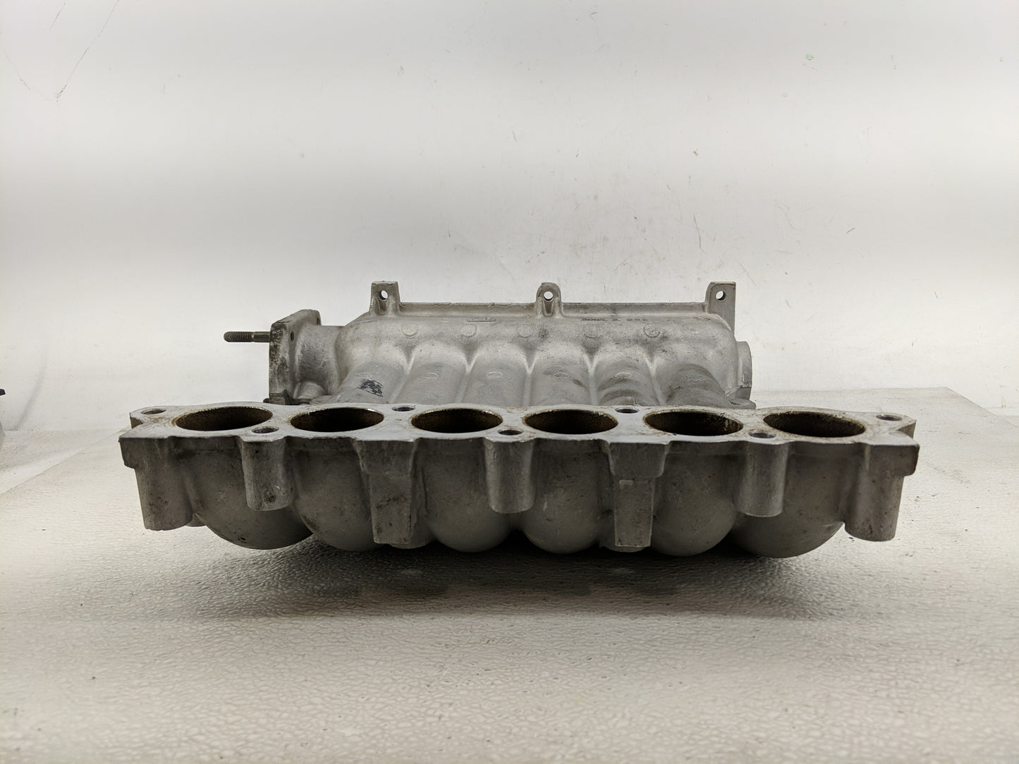2001-2006 Hyundai Santa Fe Air Intake Manifold Fits Fits 1999 2000 2001 2002 2003 2004 2005 2006 OEM Used Auto Parts - Oemus