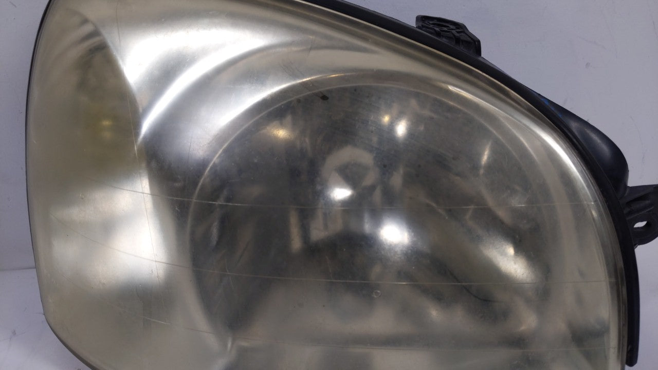 2004-2006 Hyundai Santa Fe Passenger Right Oem Head Light Headlight Lamp - Oemusedautoparts1.com