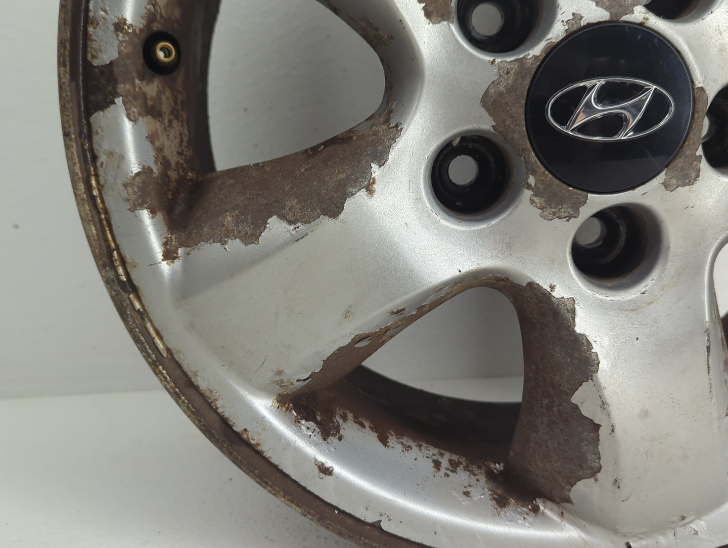 2005-2006 Hyundai Santa Fe Oem Wheel Rim 854493 - Oemusedautoparts1.com