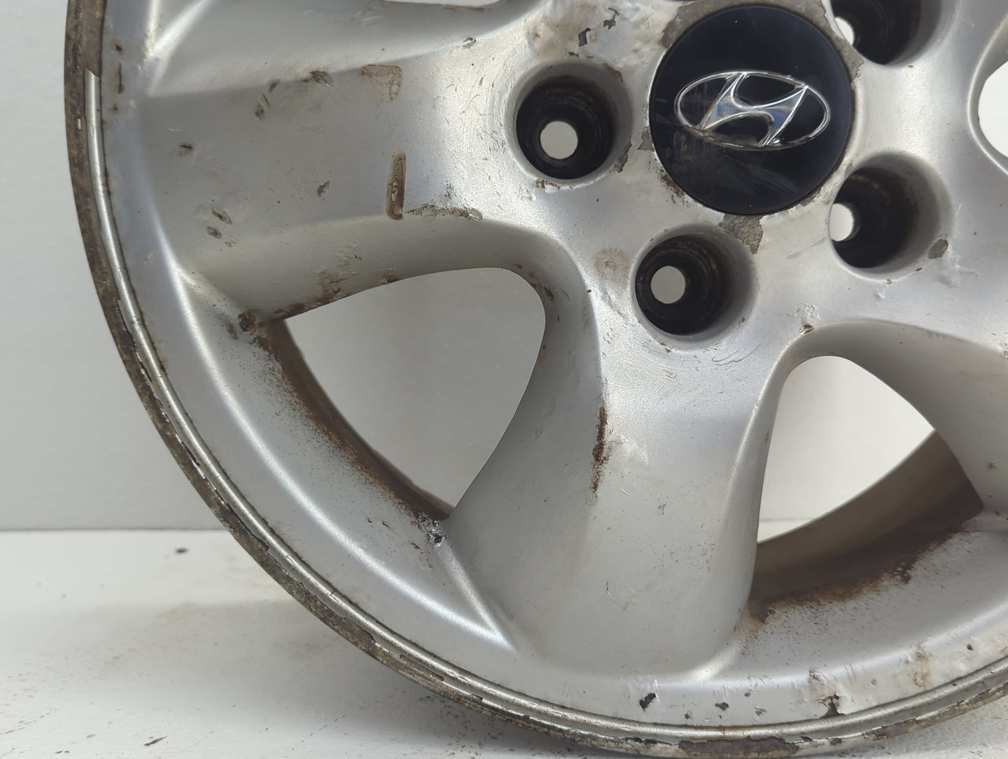 2005-2006 Hyundai Santa Fe Oem Wheel Rim Silver - Oemusedautoparts1.com