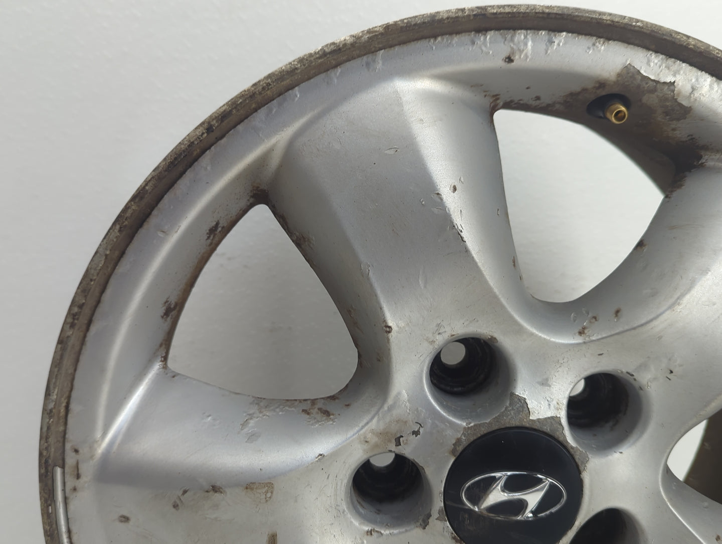 2005-2006 Hyundai Santa Fe Oem Wheel Rim Silver - Oemusedautoparts1.com