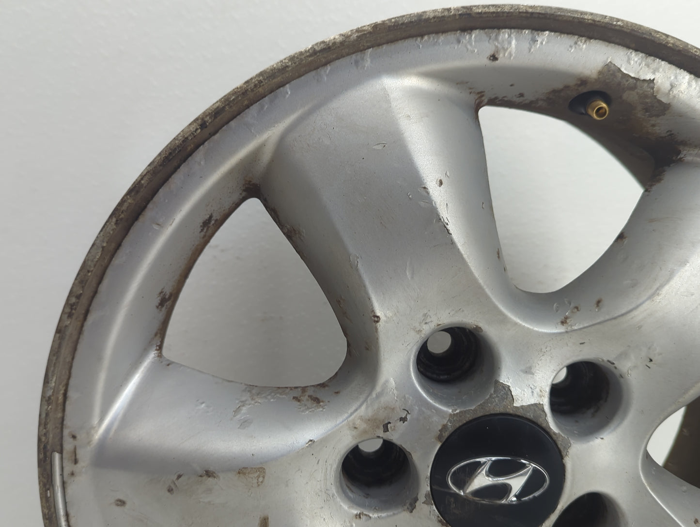 2005-2006 Hyundai Santa Fe Oem Wheel Rim Silver - Oemusedautoparts1.com
