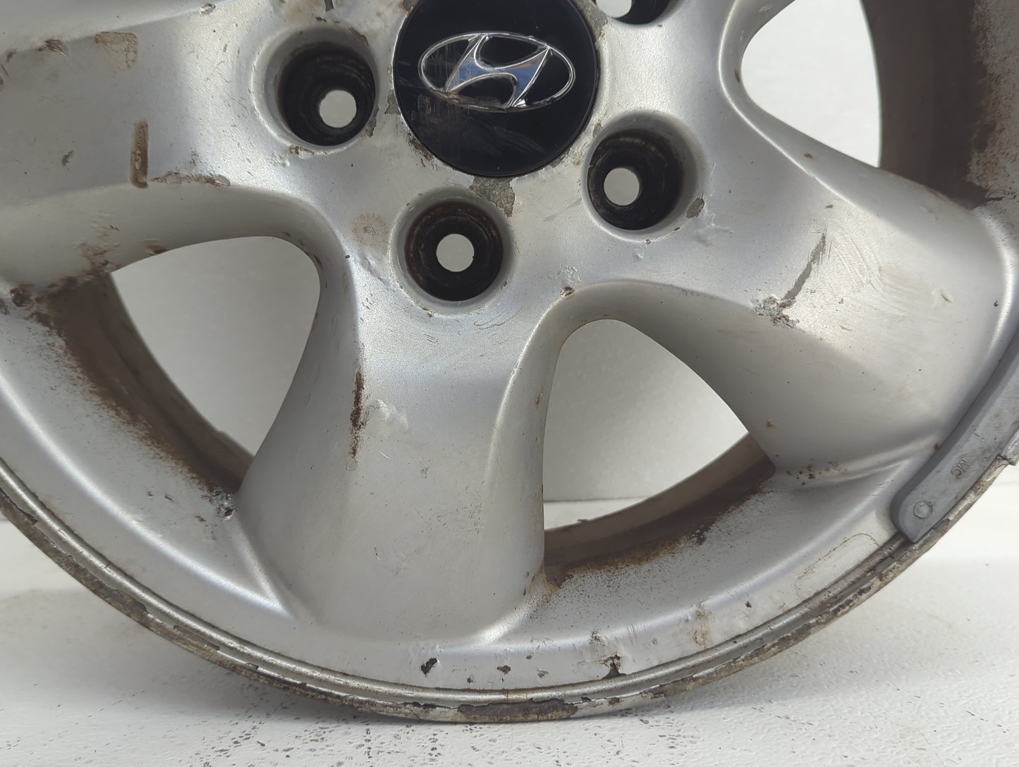 2005-2006 Hyundai Santa Fe Oem Wheel Rim Silver - Oemusedautoparts1.com