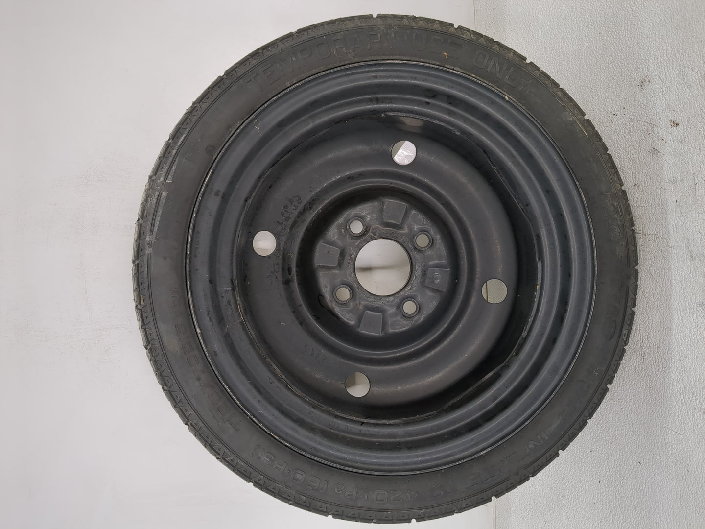 2004-2005 Hyundai Sonata Spare Donut Tire Wheel Rim Oem - Oemusedautoparts1.com