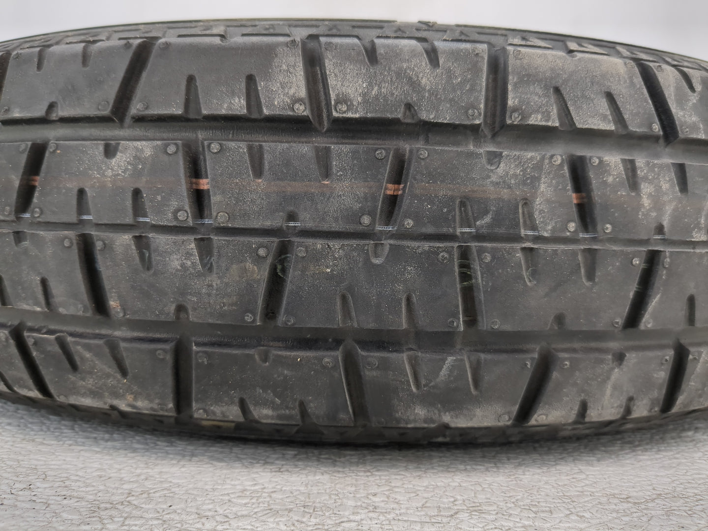 2004-2005 Hyundai Sonata Spare Donut Tire Wheel Rim Oem - Oemusedautoparts1.com