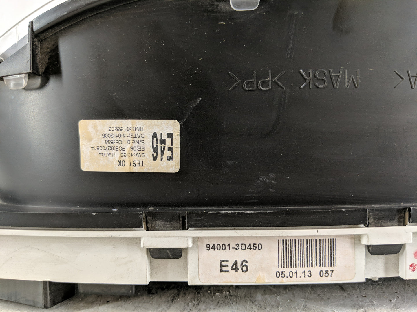 2003-2005 Hyundai Sonata Instrument Cluster Speedometer Gauges P/N:94001-3D450 Fits Fits 2003 2004 2005 OEM Used Auto Parts 