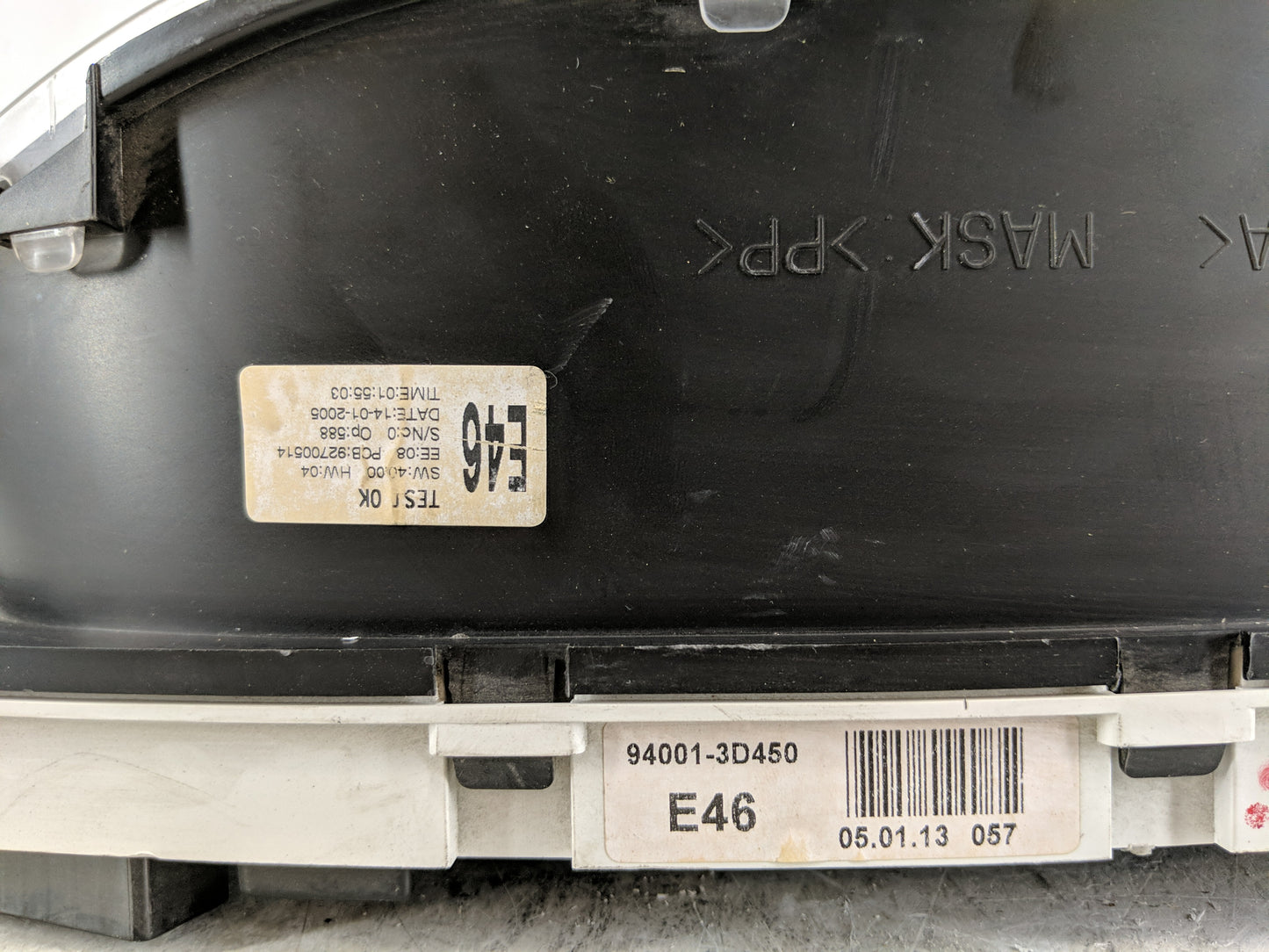 2003-2005 Hyundai Sonata Instrument Cluster Speedometer Gauges P/N:94001-3D450 Fits Fits 2003 2004 2005 OEM Used Auto Parts 