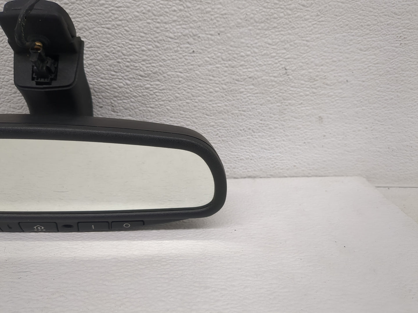 2003-2005 Hyundai Sonata Interior Rear View Mirror Replacement OEM P/N:E11015616 Fits Fits 2001 2002 2003 2004 2005 2006 200
