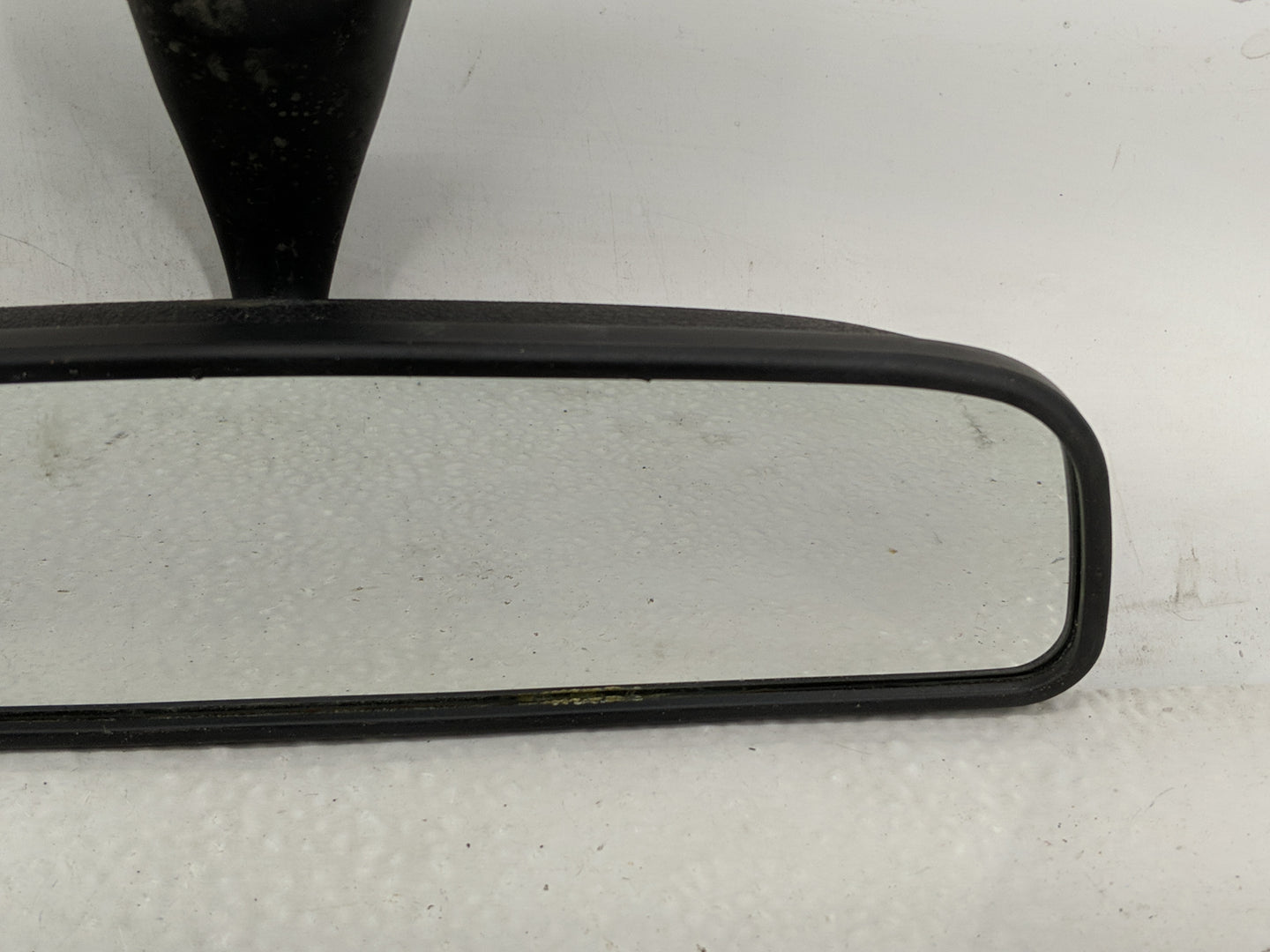 2000-2005 Hyundai Sonata Interior Rear View Mirror Replacement OEM P/N:E11025400 Fits OEM Used Auto Parts - Oemusedautoparts