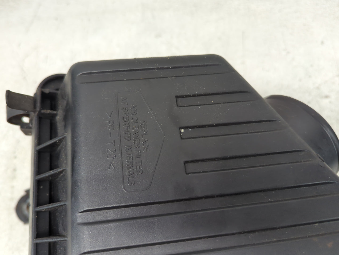 2001-2005 Hyundai Sonata Air Cleaner Intake-duct Hose Tube 1498336 - Oemusedautoparts1.com