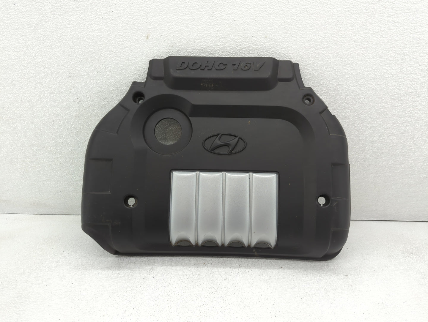 2005 Hyundai Sonata Engine Cover - Oemusedautoparts1.com