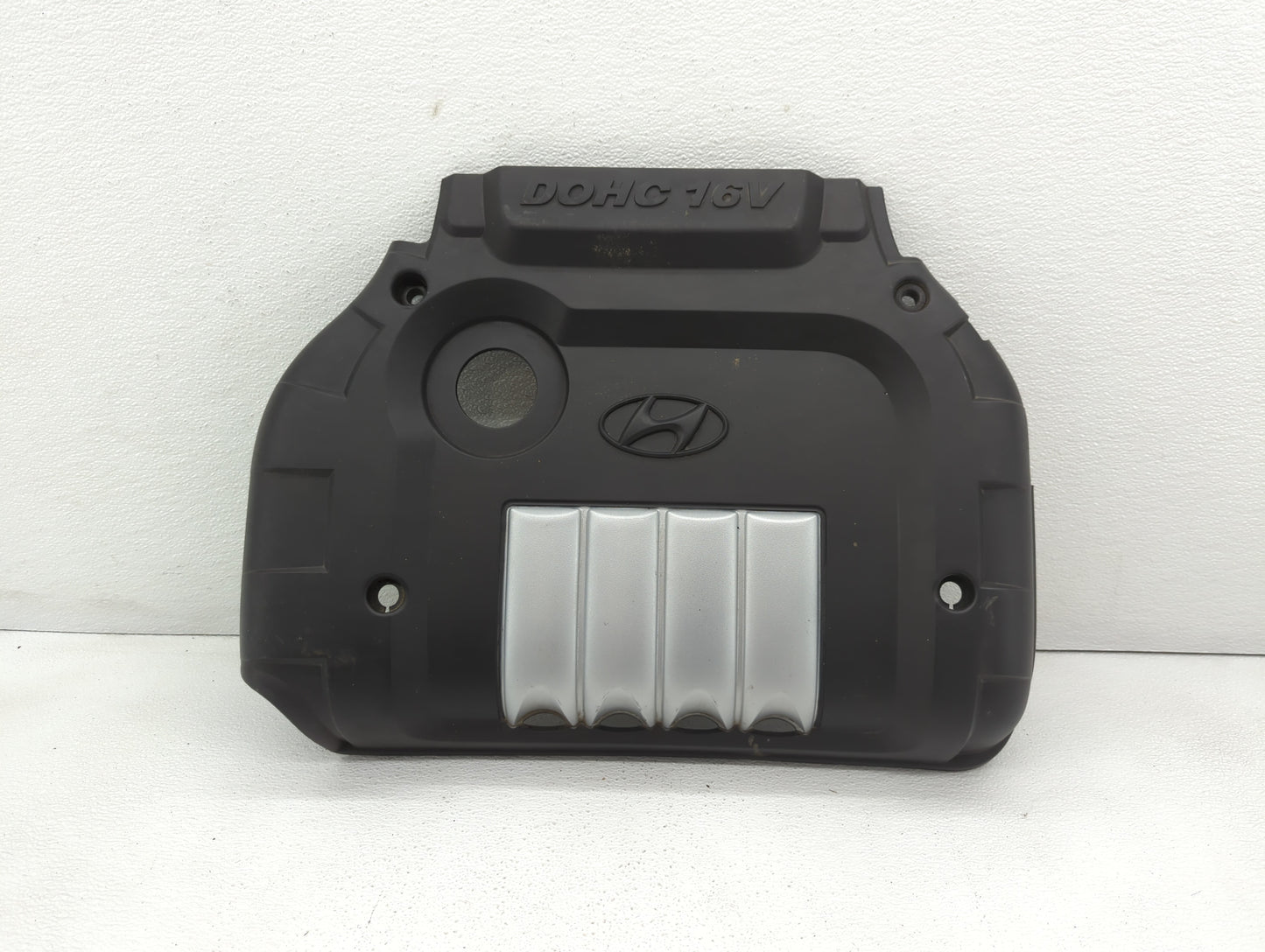 2005 Hyundai Sonata Engine Cover - Oemusedautoparts1.com