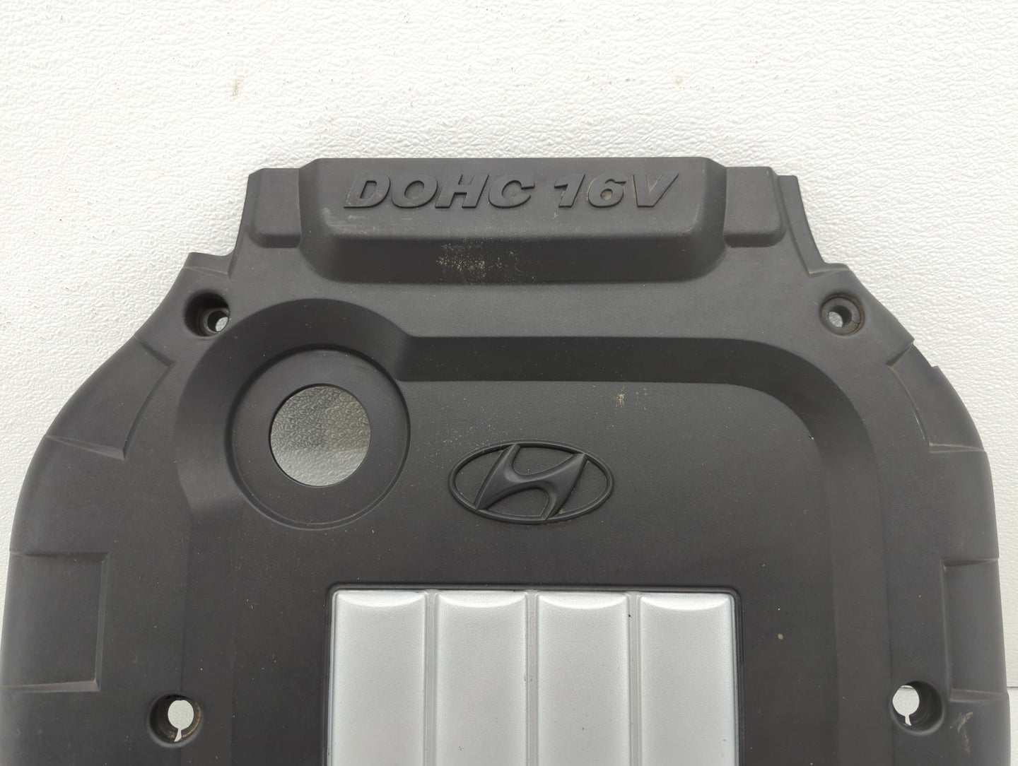 2005 Hyundai Sonata Engine Cover - Oemusedautoparts1.com